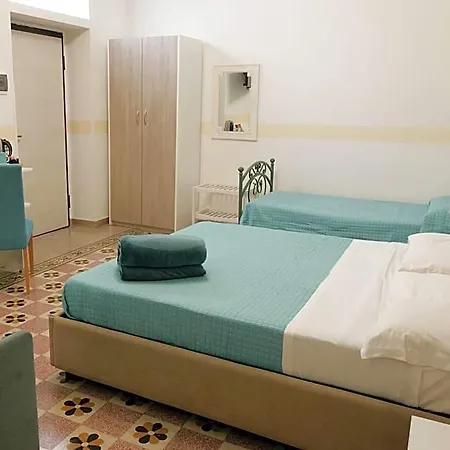 Bed and breakfast V&v & Breakfast Pompeya