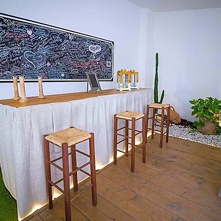 V&v & Breakfast Bed and breakfast 4*