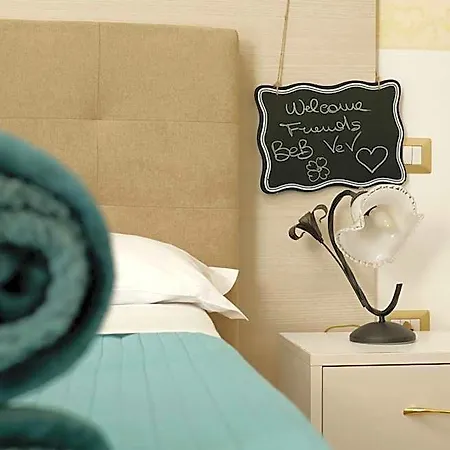 V&v & Breakfast Bed and breakfast 4*